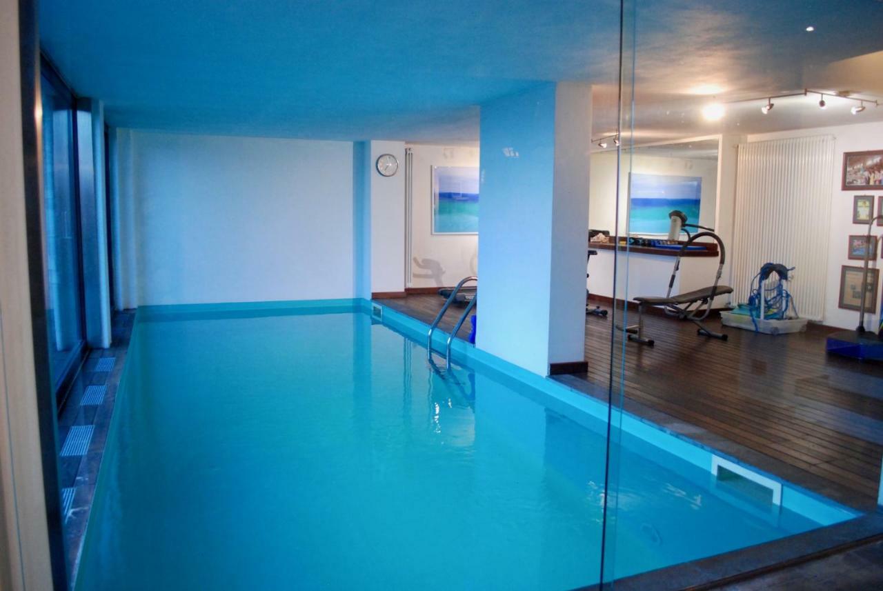 Apartment With Private Pool And Garden At Como Hills ภายนอก รูปภาพ